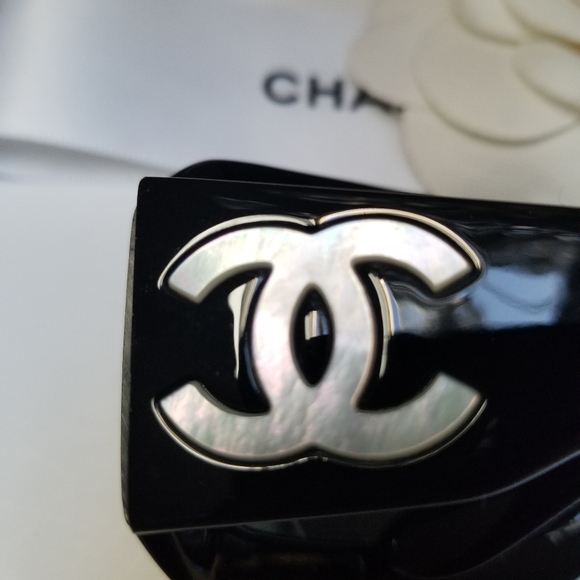 $800 NWOT Auth Chanel Mother of pearl sunglasse - Picture 5 of 5
